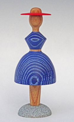 Sycamore. 75 mm diameter, 190 mm high. Airbrushed blue, white liming wax in grain. Ref 20.09