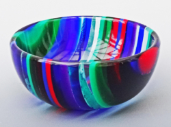 Coloured acrylic sheets. 90 mm diameter. Ref 12.28
