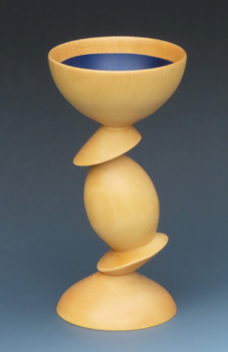 Sycamore. 145 mm high. Cup painted blue inside. Ref 15.22